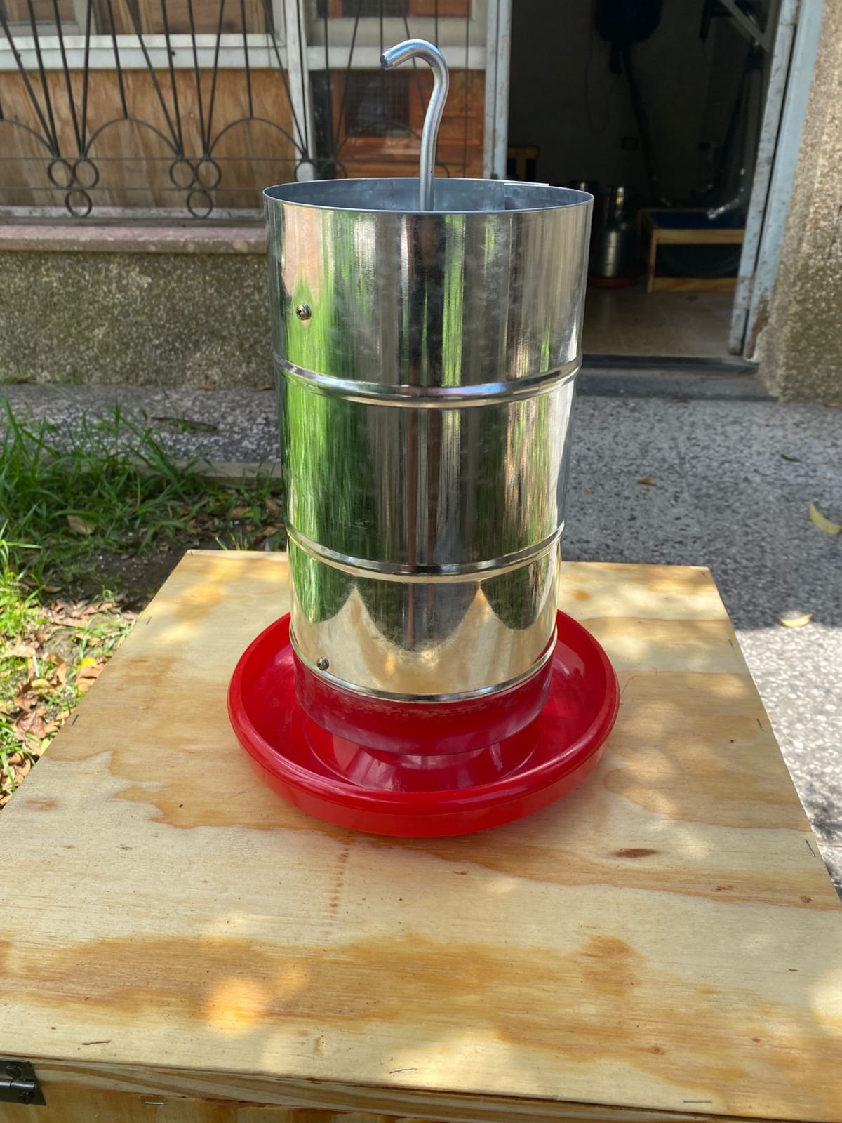 Comedero tipo tolva de 5 kilos