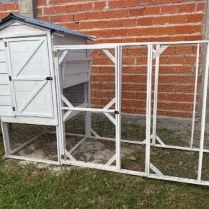 Gallinero de casa de familia 🏠🐔